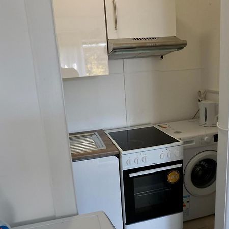Alster Hamburg - Saniertes Und Moebliertes Apartment Mit Bad Und Kueche Exterior photo
