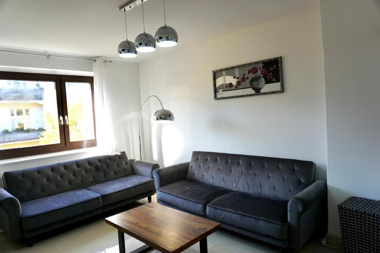 Alster Hamburg - Saniertes Und Moebliertes Apartment Mit Bad Und Kueche Exterior photo