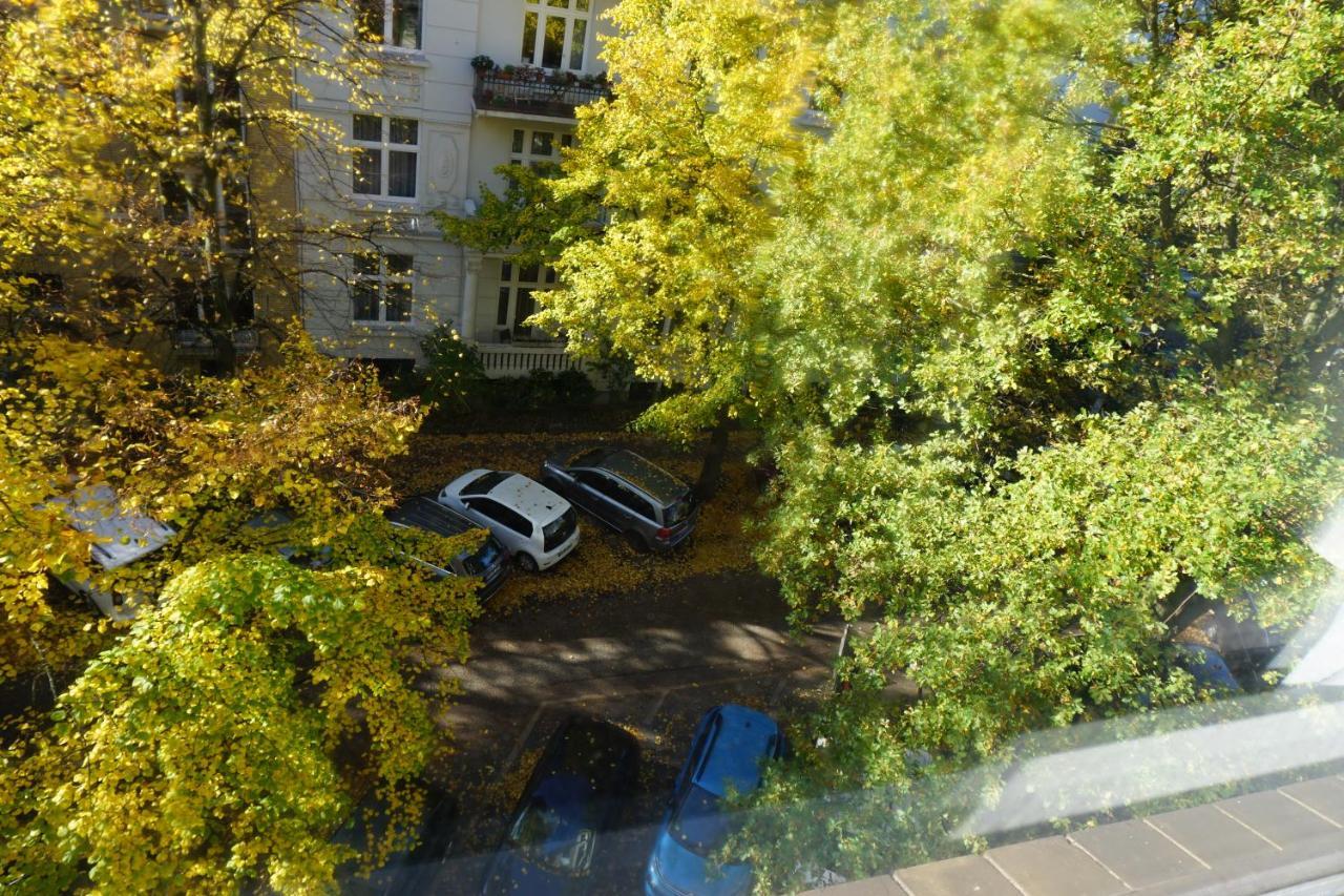 Alster Hamburg - Saniertes Und Moebliertes Apartment Mit Bad Und Kueche Exterior photo